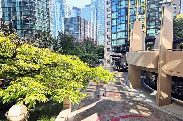 1109 1367 Alberni Street Vancouver, BC - 24