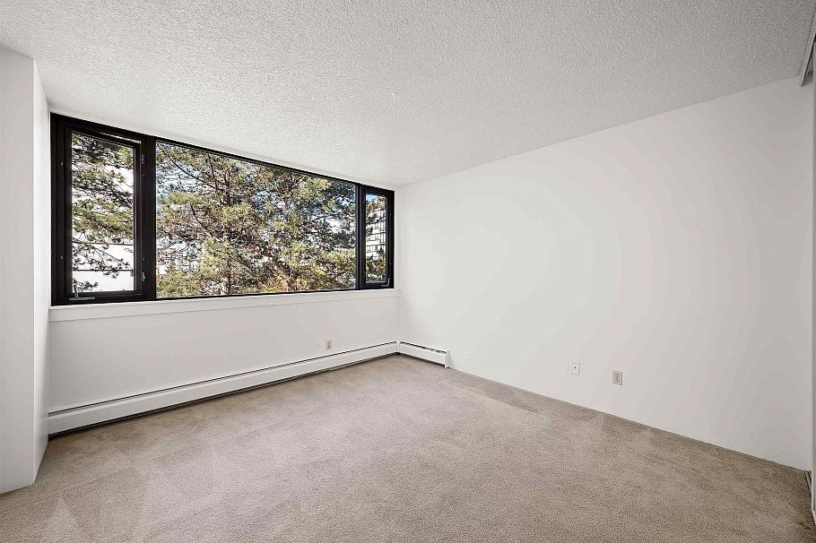 503-504 1725 Pendrell Street Vancouver, BC - 5