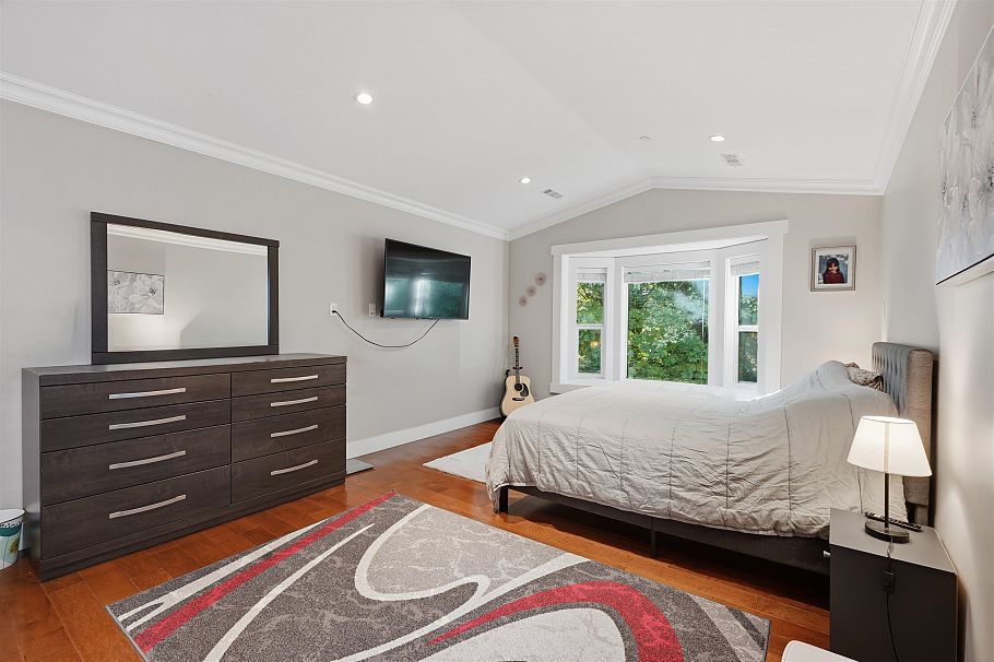 631 W 24th Close North Vancouver, BC - 28