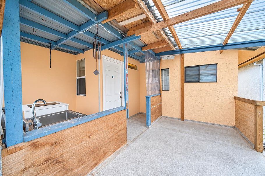 4940 Killarney Street Vancouver, BC - 23