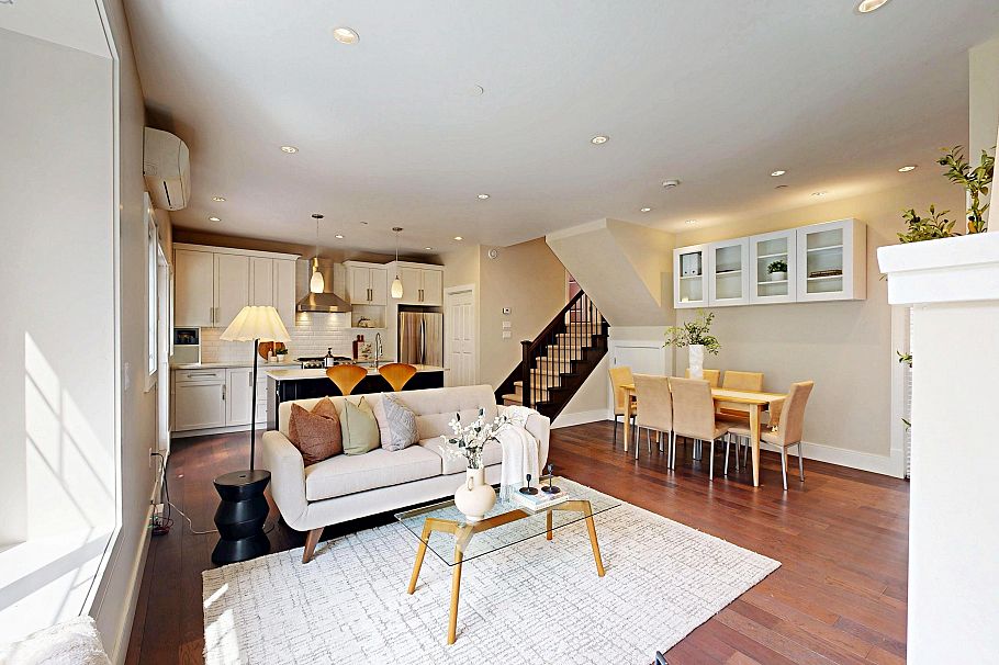1338 E 23rd Avenue Vancouver, BC - 5