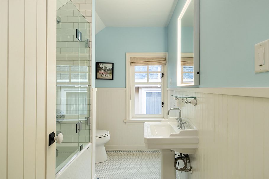 3811 W 26th Avenue Vancouver, BC - 17