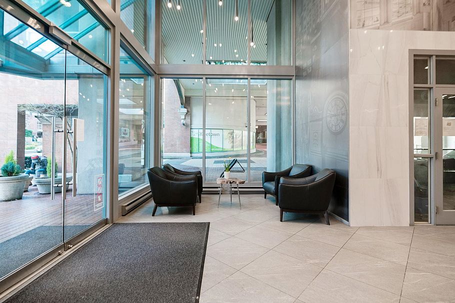 805 888 Hamilton Street Vancouver, BC - 4