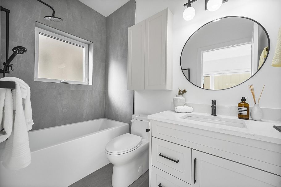 2 2710 Kitchener Street Vancouver, BC - 15