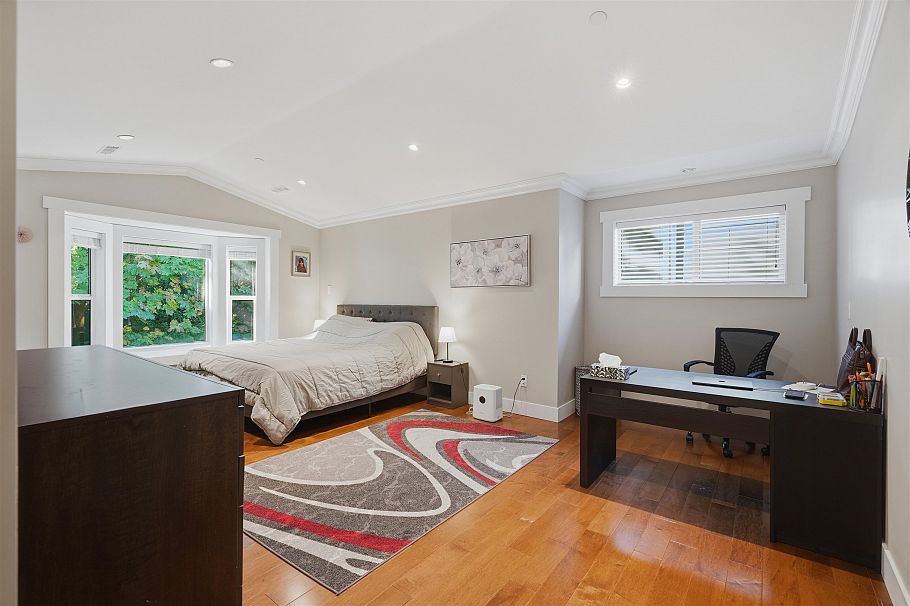 631 W 24th Close North Vancouver, BC - 24