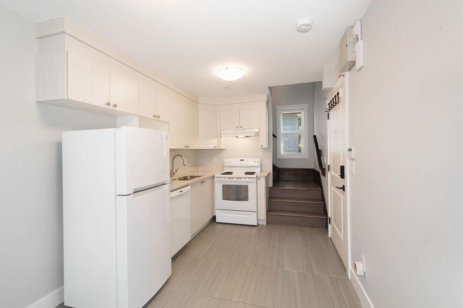 1195 Nootka Street Vancouver, BC - 35