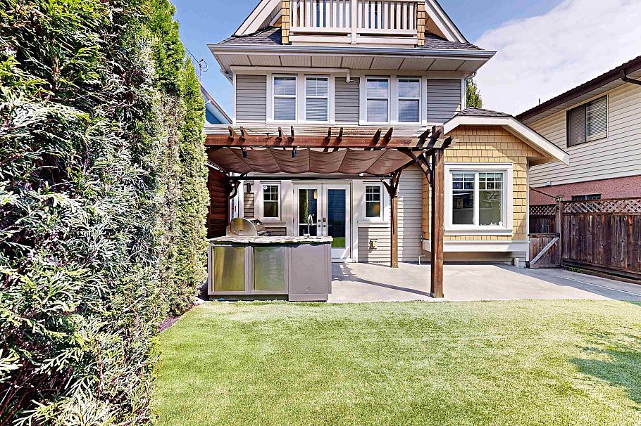 1338 E 23rd Avenue Vancouver, BC - 32