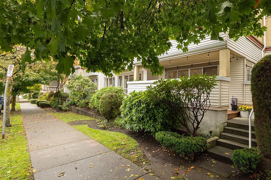 115 1890 W 6th Avenue Vancouver, BC - 33