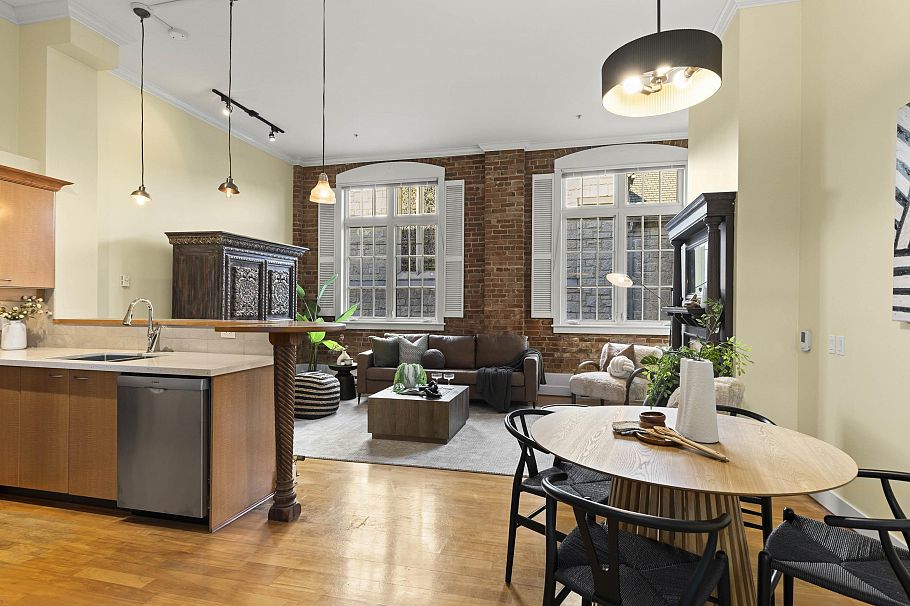 105 1811 W 16th Avenue Vancouver, BC - 3