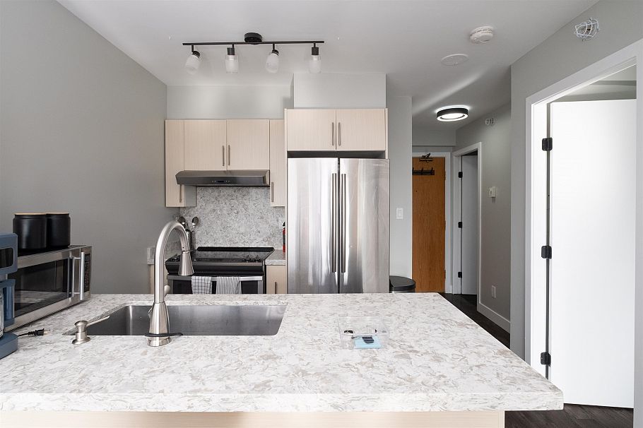 2505 1189 Howe Street Vancouver, BC - 5