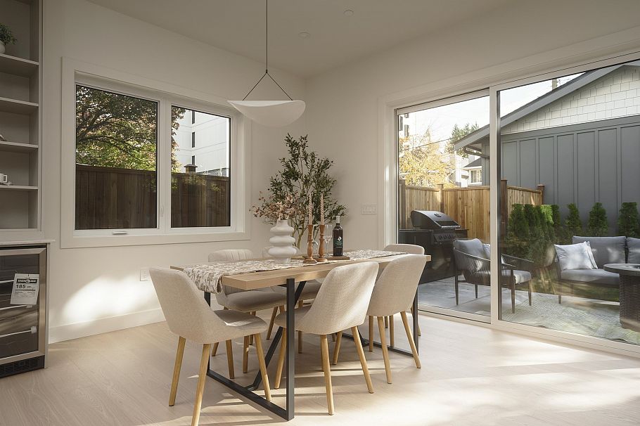 2 1376 E 11th Avenue Vancouver, BC - 11