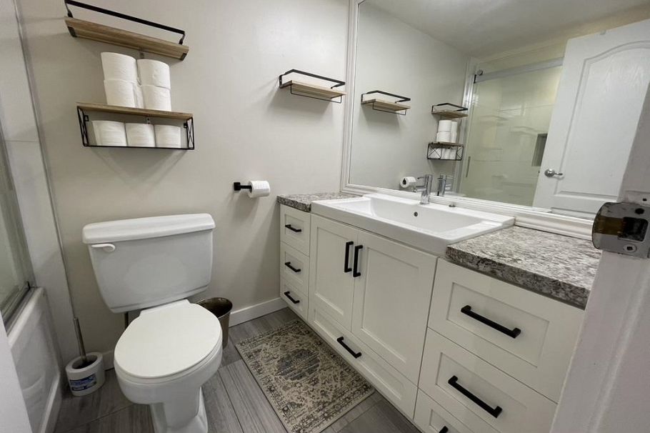 348 588 E 5th Avenue Vancouver, BC - 13