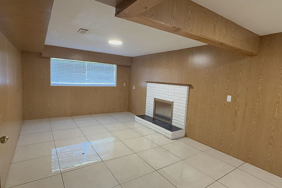 3466 E 2nd Avenue Vancouver, BC - 12
