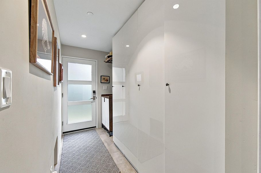 2505 Adanac Street Vancouver, BC - 18