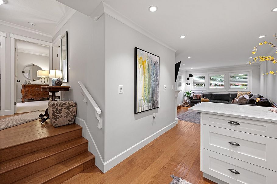 102 828 Gilford Street Vancouver, BC - 10