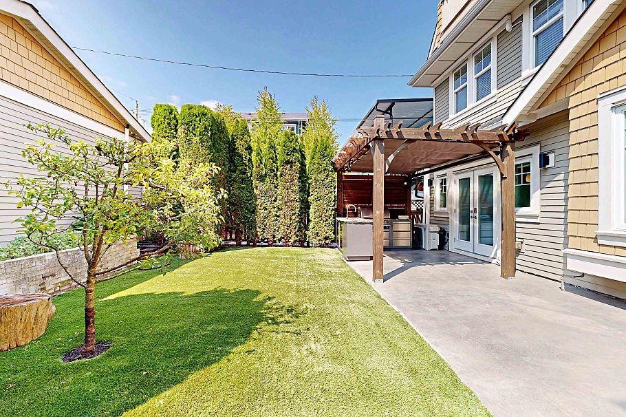 1338 E 23rd Avenue Vancouver, BC - 31