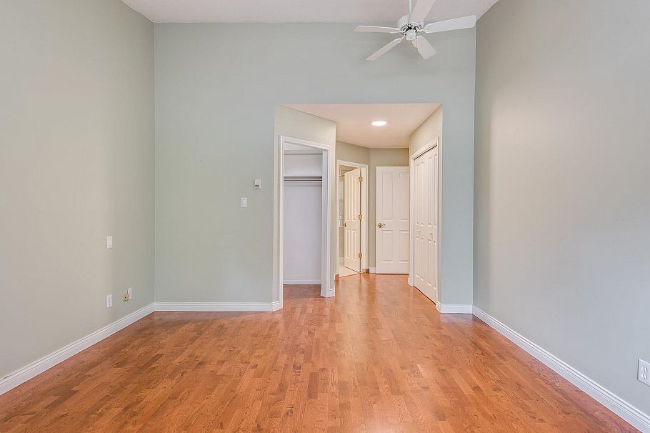 29 4055 Indian River Drive North Vancouver, BC - 12