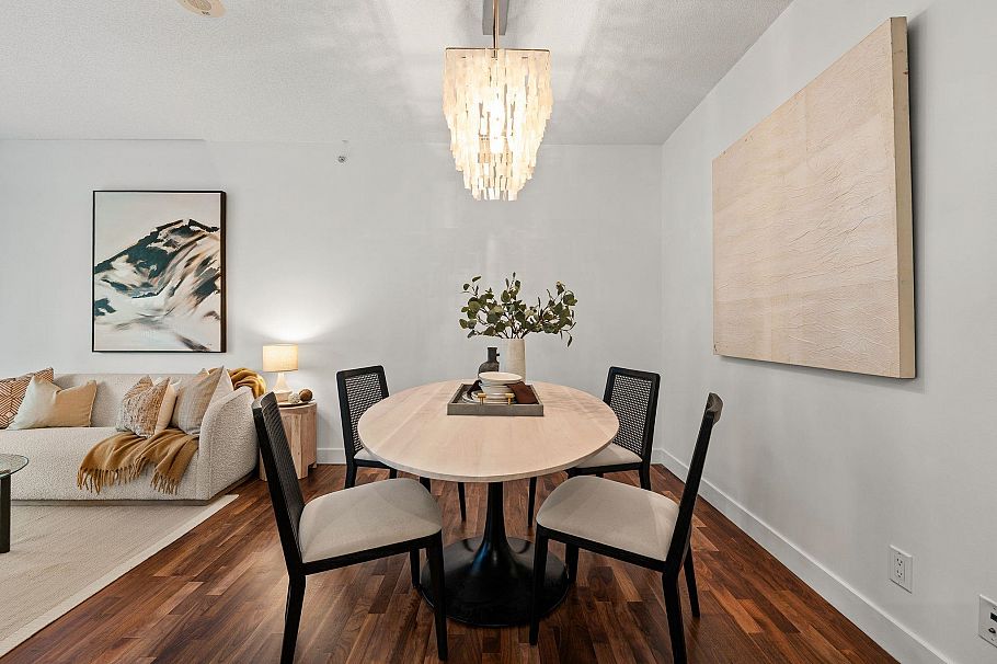 256 250 E 6th Avenue Vancouver, BC - 11