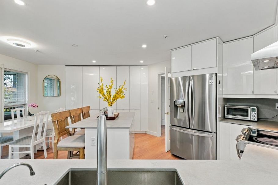 308 1150 Lynn Valley Road North Vancouver, BC - 7