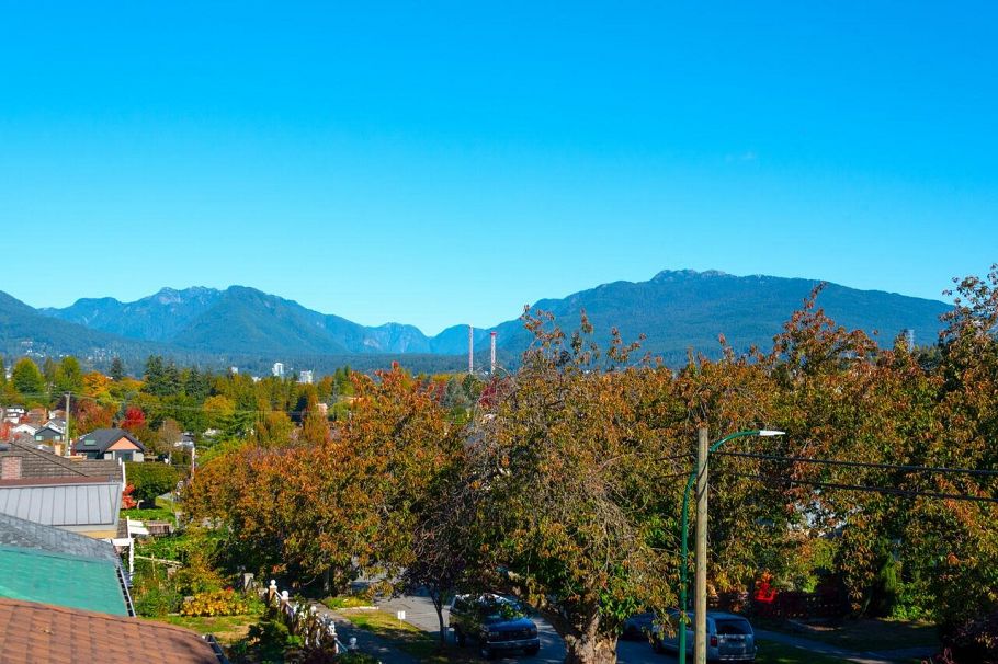 1195 Nootka Street Vancouver, BC - 19