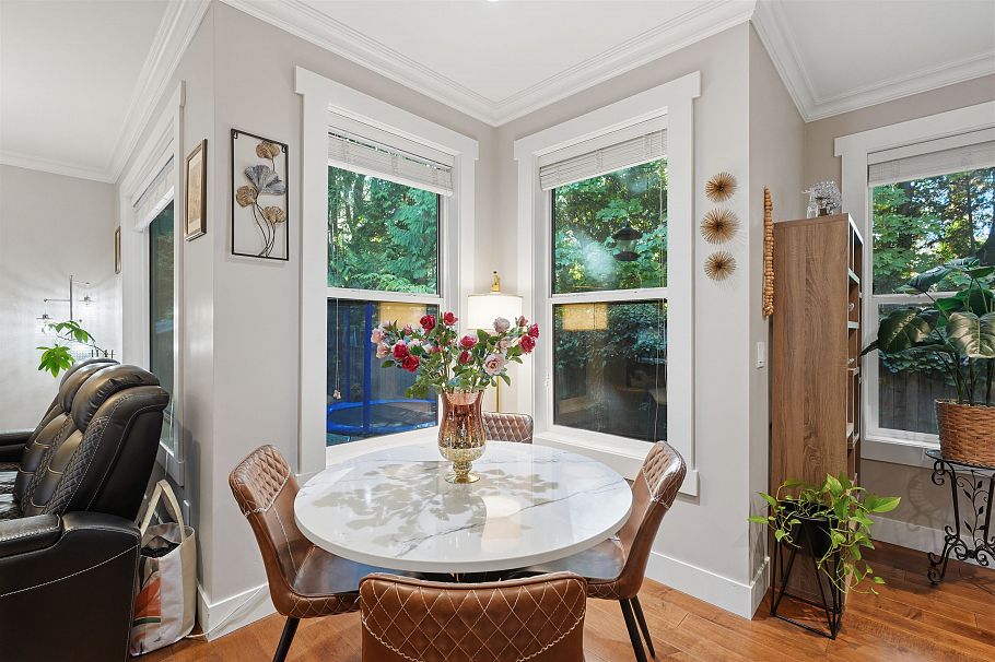 631 W 24th Close North Vancouver, BC - 11