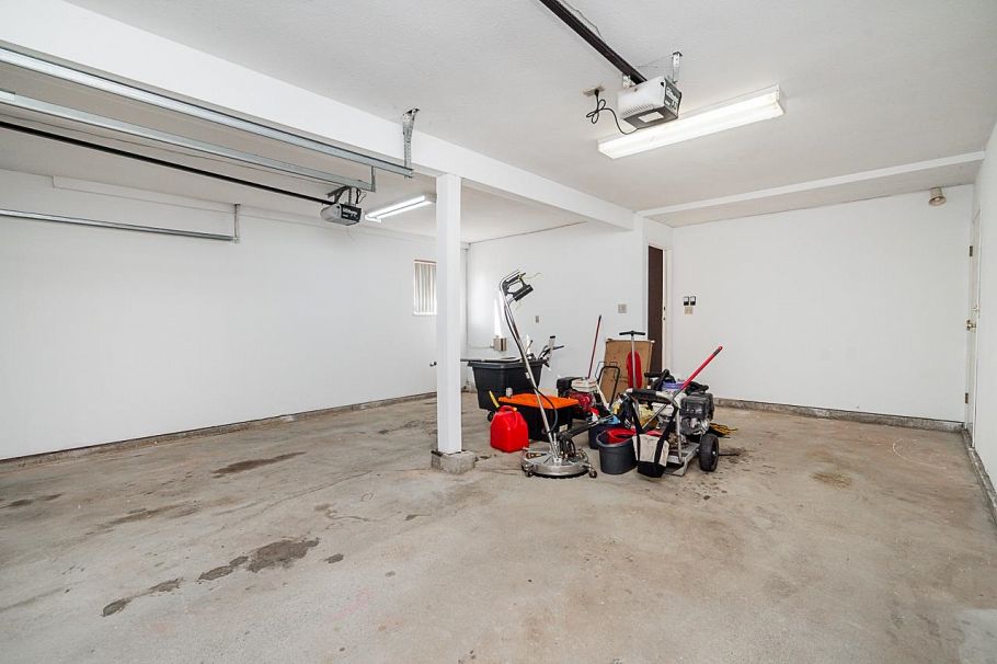 2692 E 46th Avenue Vancouver, BC - 34