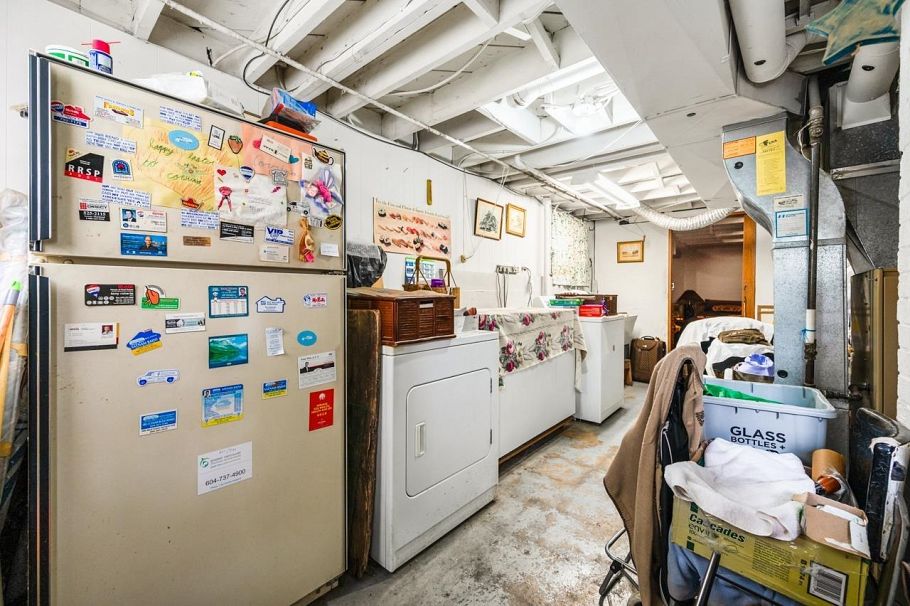 2566 Venables Street Vancouver, BC - 14