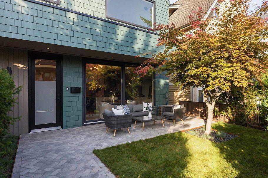 1 141 E 22nd Avenue Vancouver, BC - 23