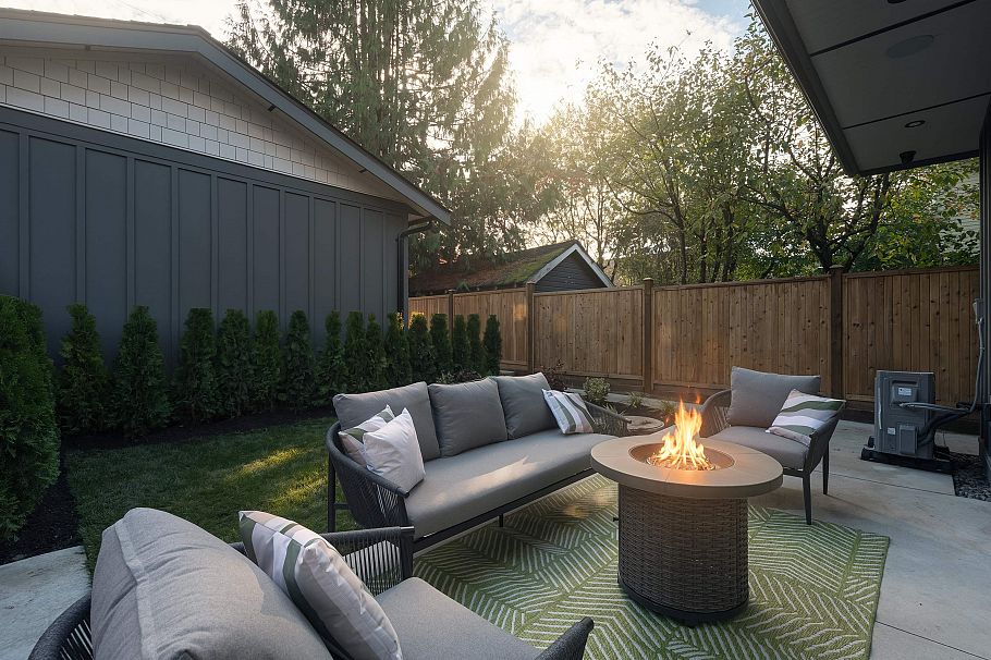 2 1376 E 11th Avenue Vancouver, BC - 27