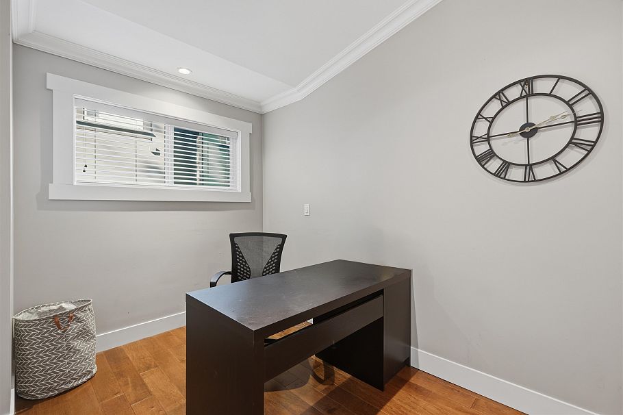 631 W 24th Close North Vancouver, BC - 29