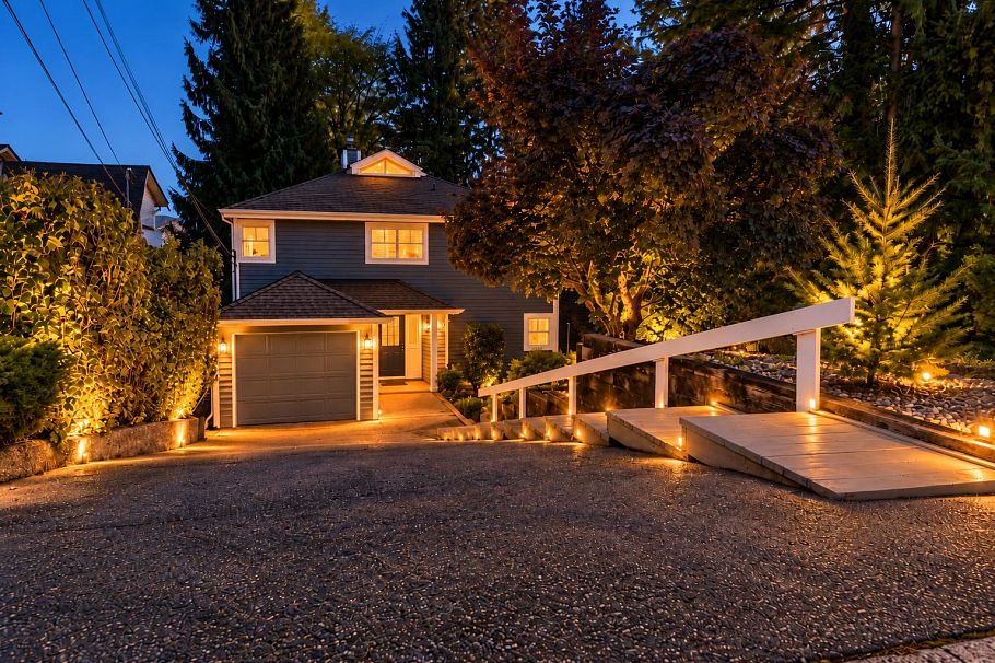 1150 Beaufort Road North Vancouver, BC - 3