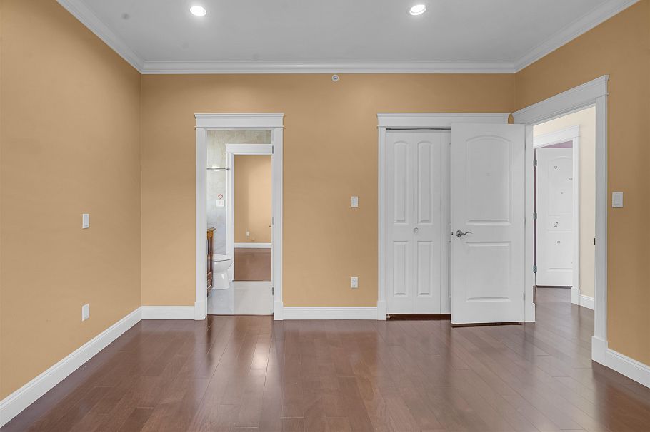 6830 Vivian Street Vancouver, BC - 24
