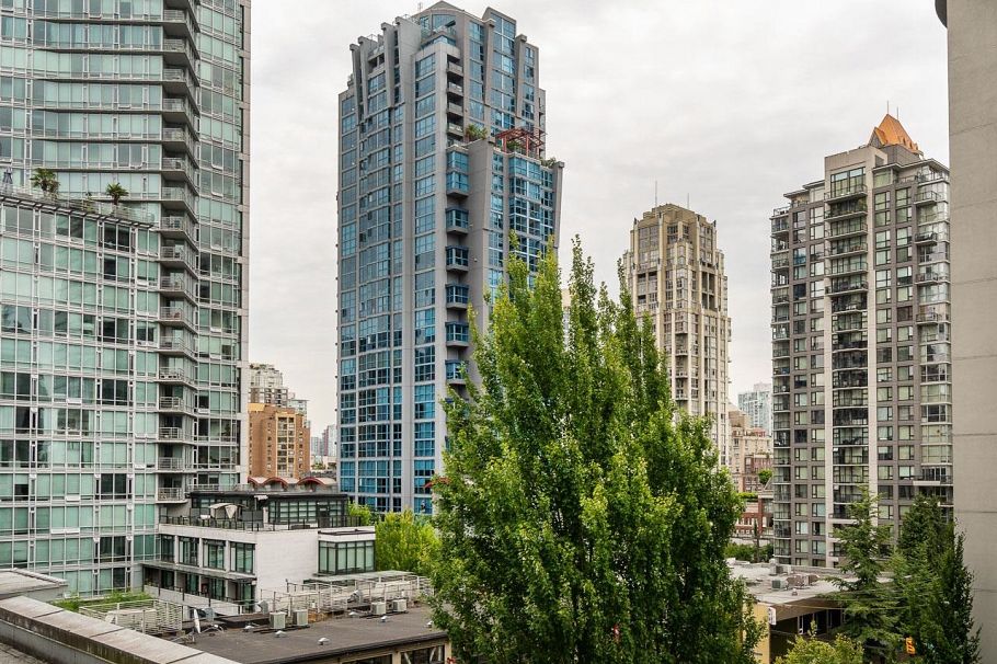 506 1325 Rolston Street Vancouver, BC - 31