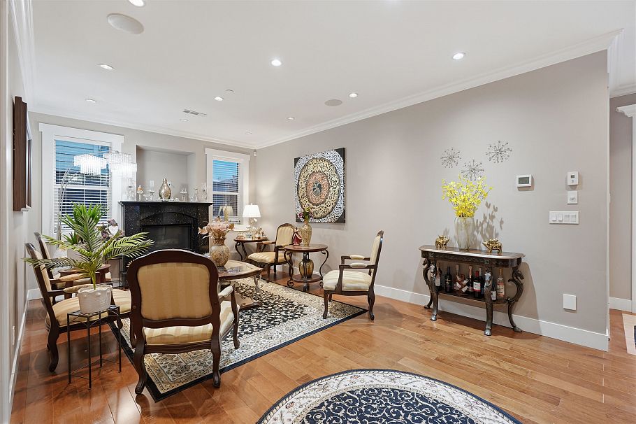 631 W 24th Close North Vancouver, BC - 5
