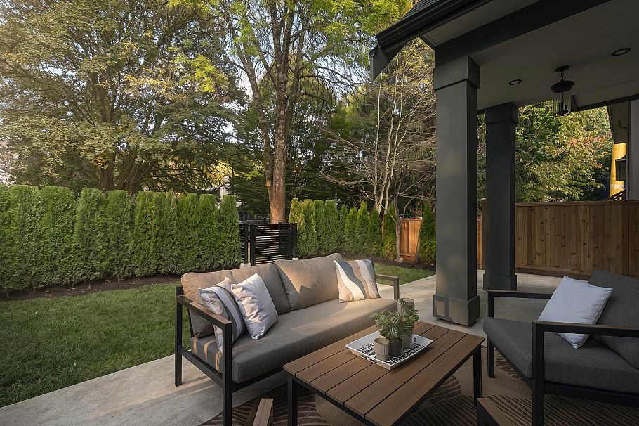 1 1376 E 11th Avenue Vancouver, BC - 27