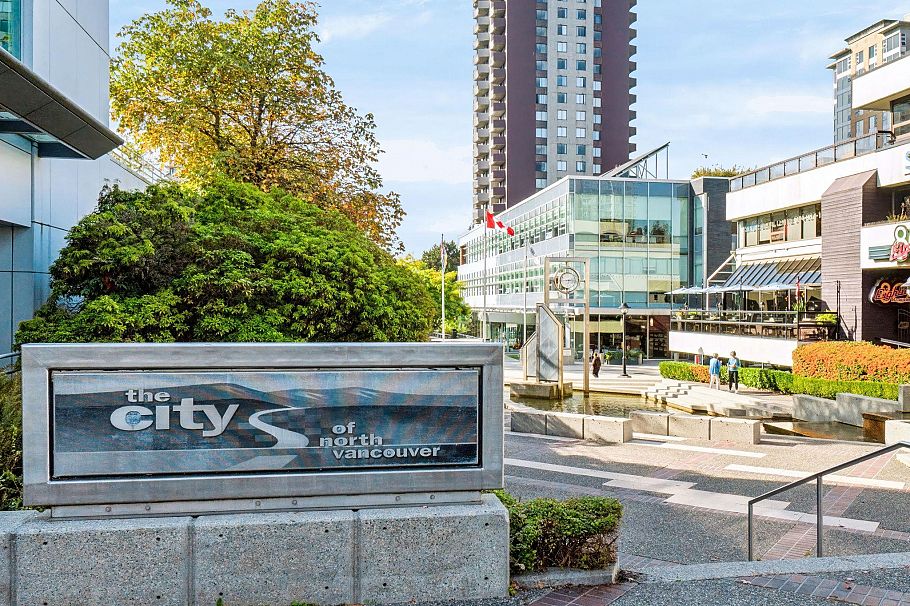 1307 158 W 13th Street North Vancouver, BC - 22