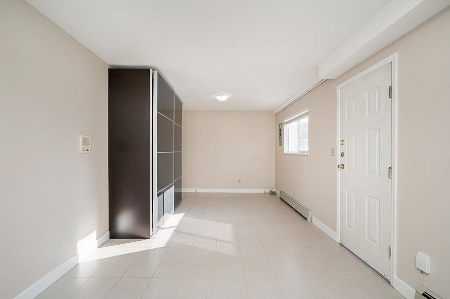 2692 E 46th Avenue Vancouver, BC - 13