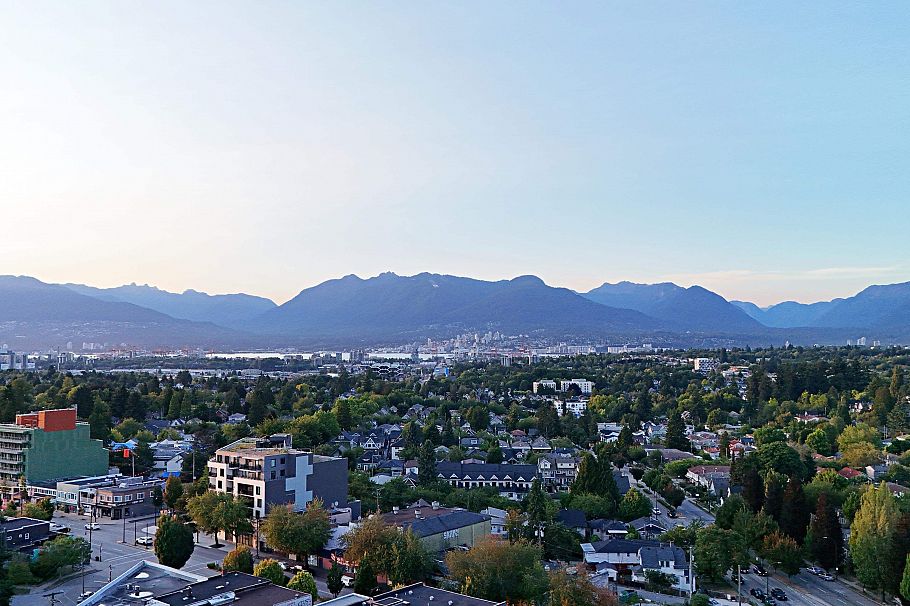 1338 E 23rd Avenue Vancouver, BC - 35