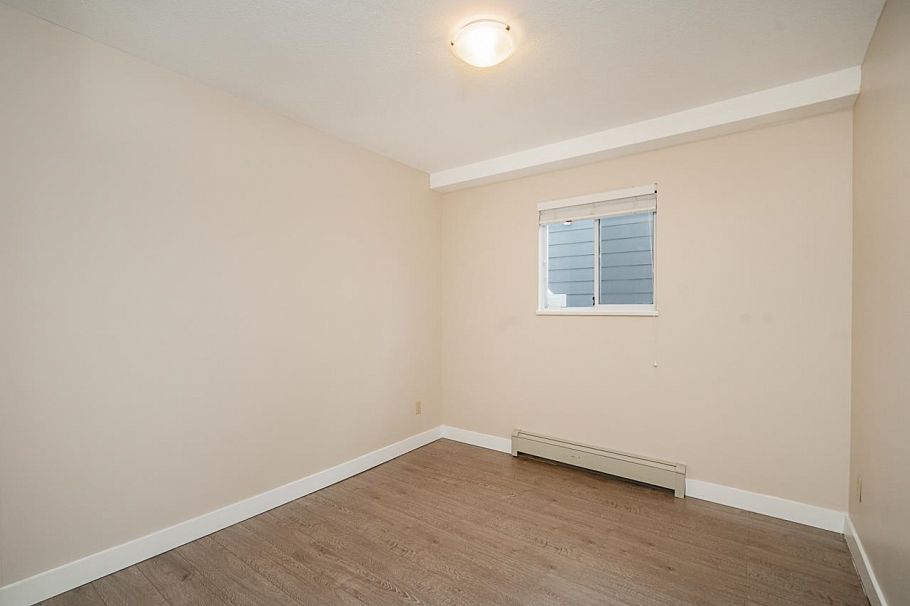 2692 E 46th Avenue Vancouver, BC - 9