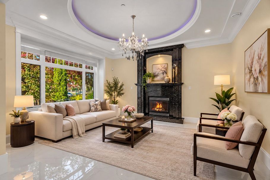 6830 Vivian Street Vancouver, BC - 3