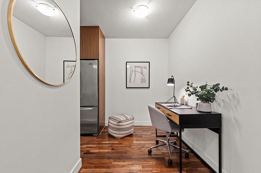 256 250 E 6th Avenue Vancouver, BC - 17