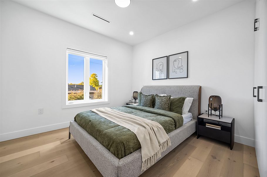 2712 Kitchener Street Vancouver, BC - 15