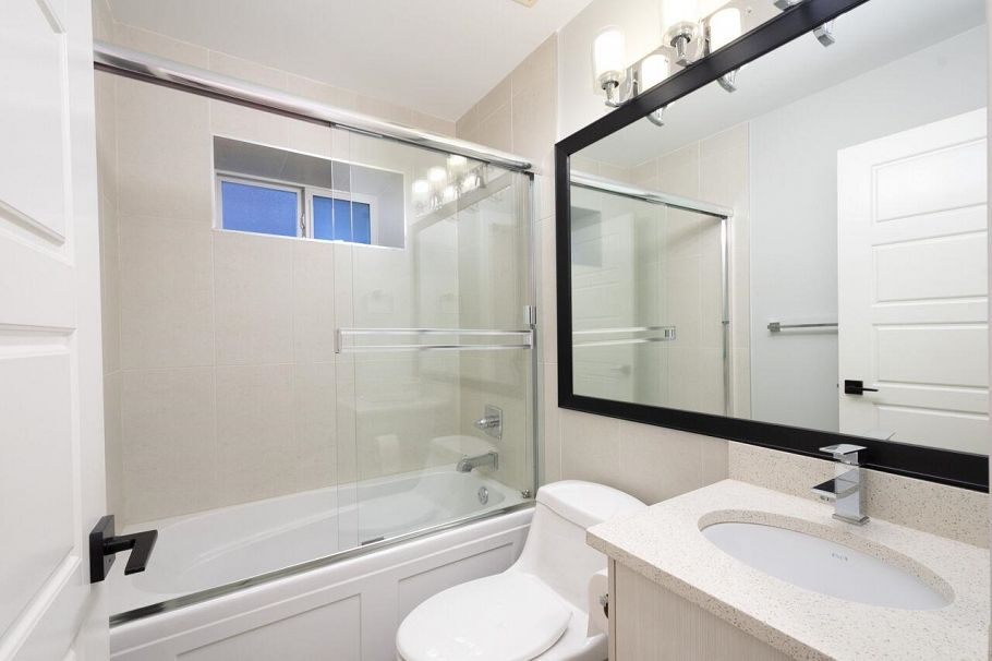 1195 Nootka Street Vancouver, BC - 30
