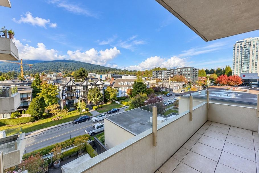 504 137 West 17th Street North Vancouver, BC - 15