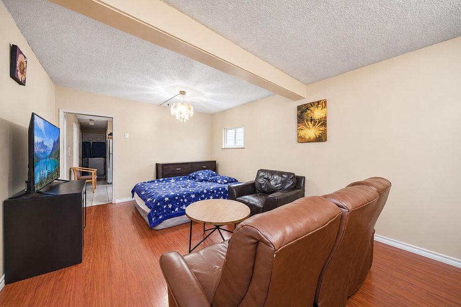 4940 Killarney Street Vancouver, BC - 4