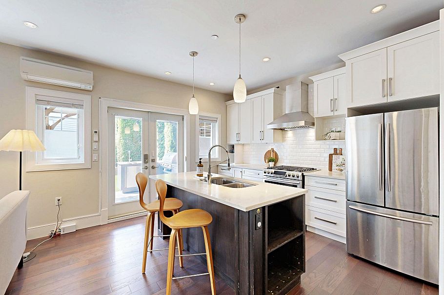 1338 E 23rd Avenue Vancouver, BC - 10