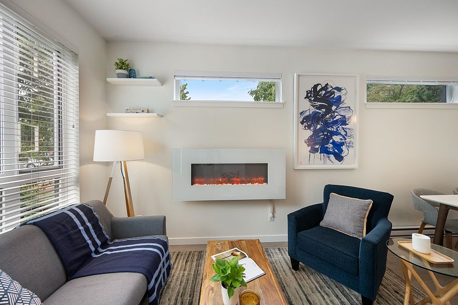 501 E 44th Avenue Vancouver, BC - 5