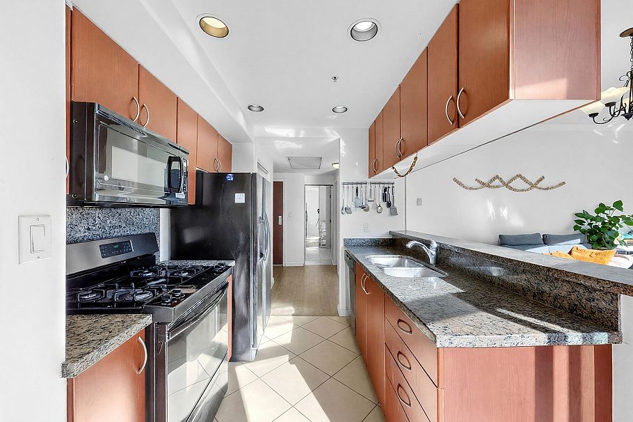 3803 1111 W Pender Street Vancouver, BC - 10