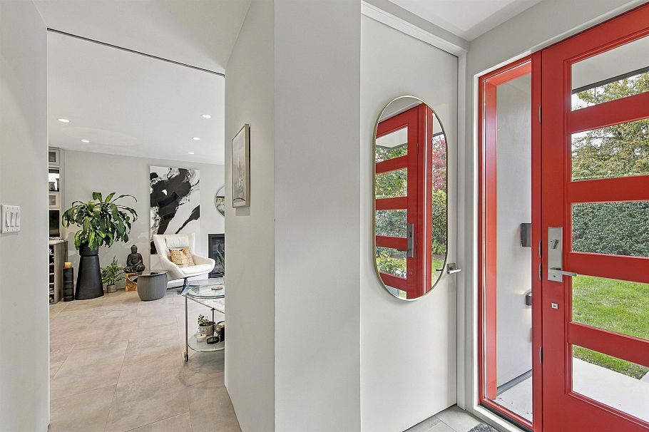 2505 Adanac Street Vancouver, BC - 11