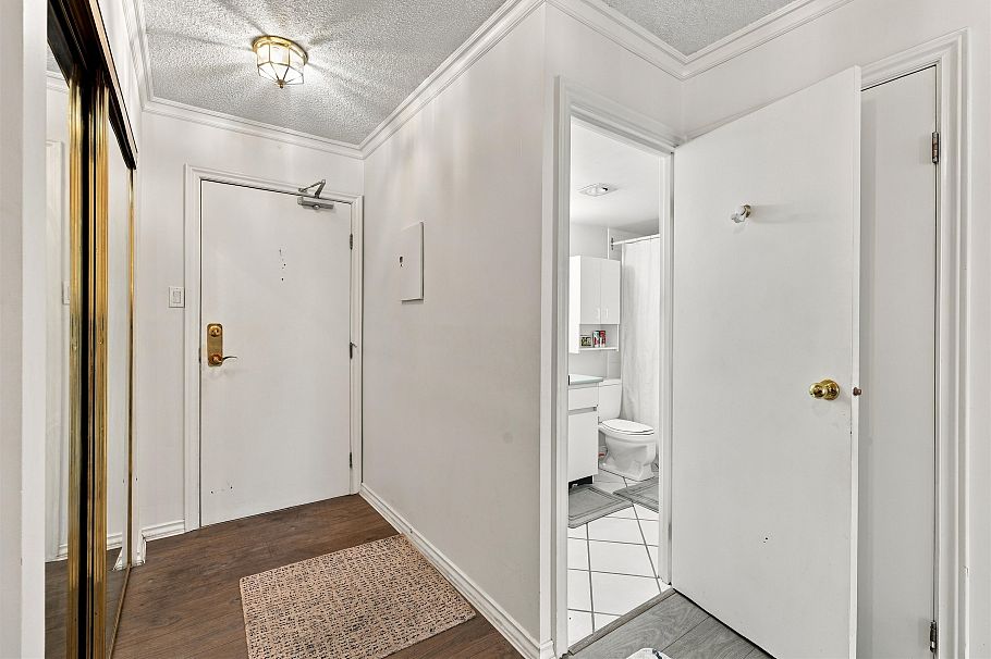 403 2024 Fullerton Avenue North Vancouver, BC - 3